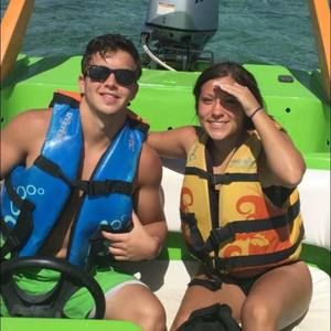 Meet your Posher, Roman